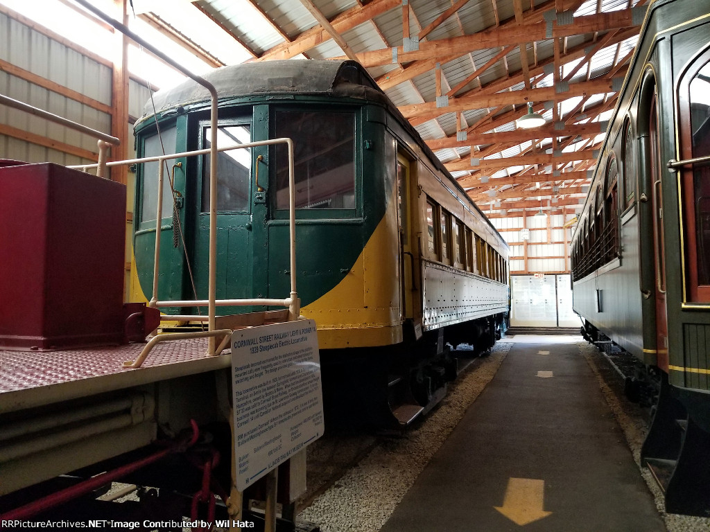 The Milwaukee Electric Railway & Light Co. Coach 1129/1111